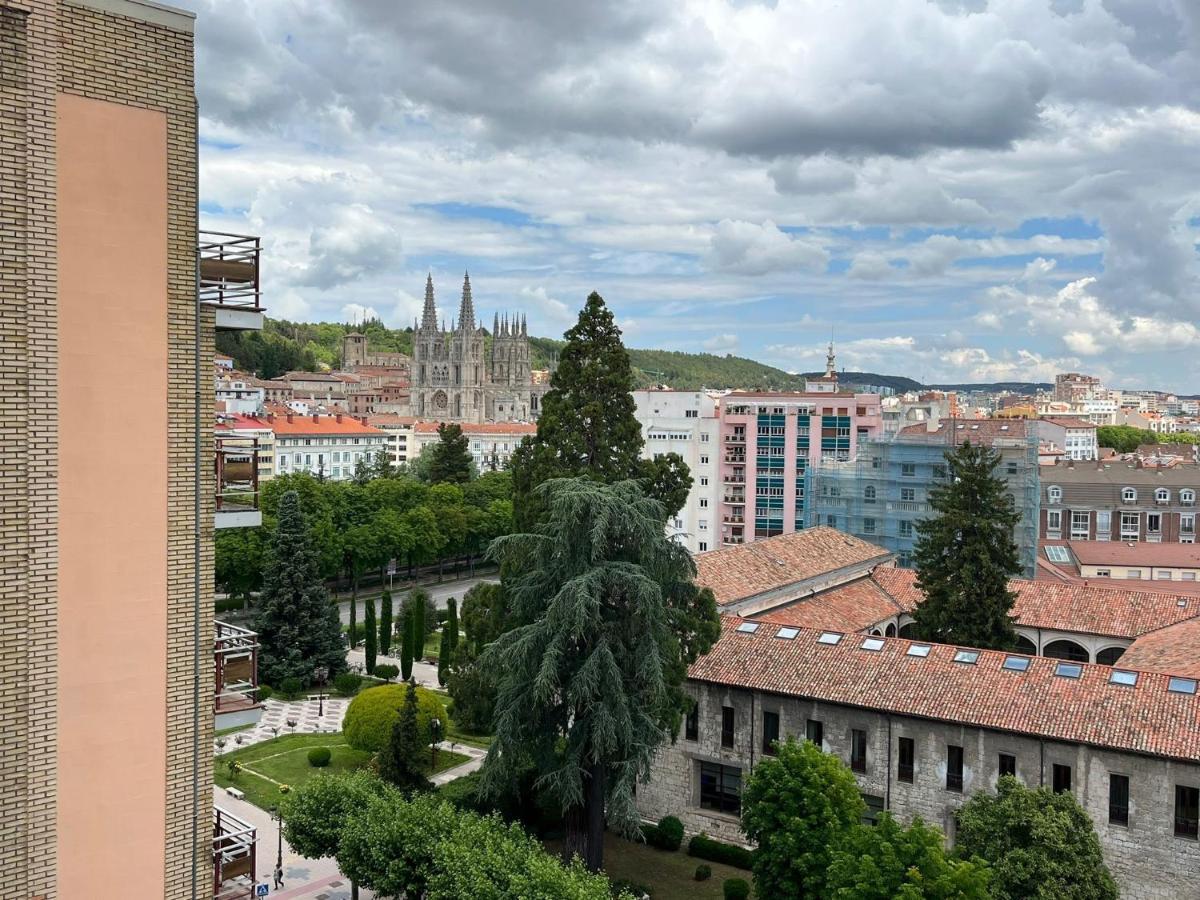 Atuaire Home Gran Apartamento Con Vistas A La Catedral De Burgo Εξωτερικό φωτογραφία